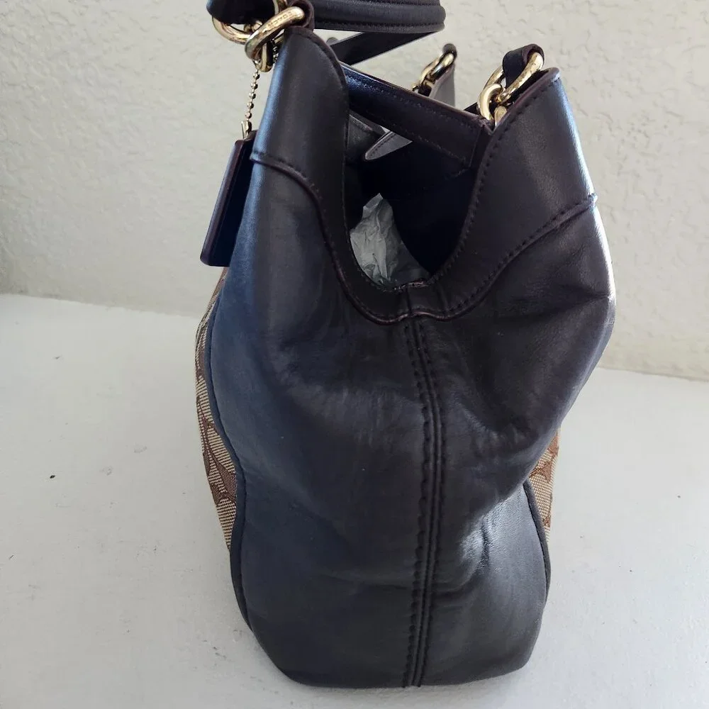 Like New Coach Lexy Signature C's Jacquard Shoulder Bag Purse